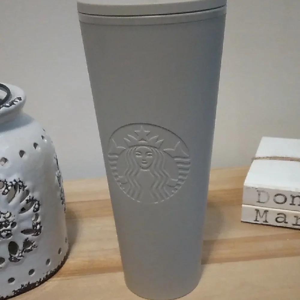 Starbucks 24 oz. Venti Cold Cup Tumbler